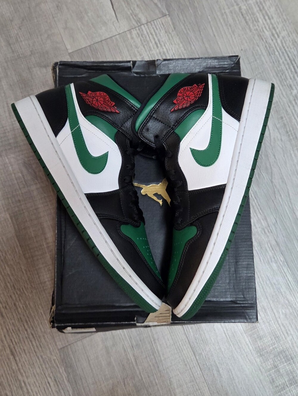 Jordan 1 Green Toe
